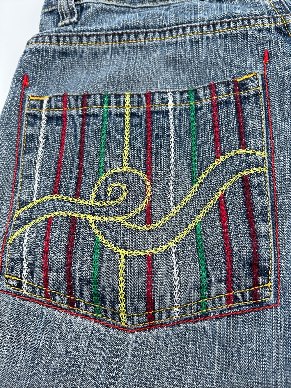 Dodeca Distressed Embroidered Men’s Denim Jean Shorts 32 - Picture 10 of 10